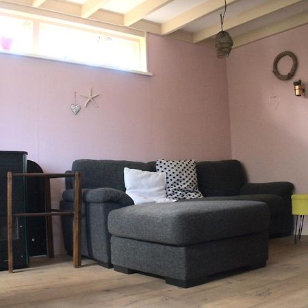 Small, cute&cozy little holiday home Hippolytushoef Zewnętrze zdjęcie